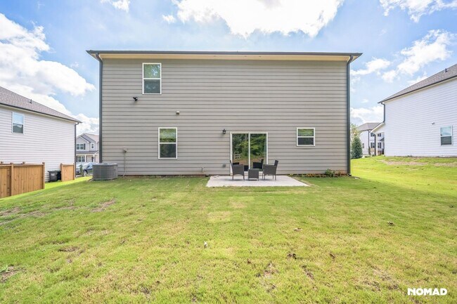 Foto del edificio - Spacious 4BR House in Acworth