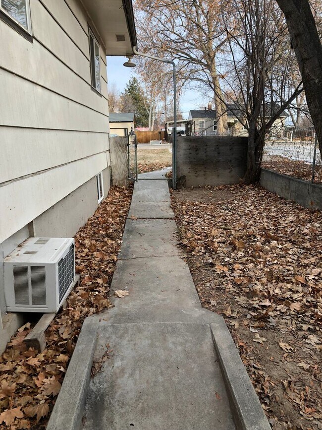 Foto del edificio - Spacious Basement Apartment in Downtown Caldwell