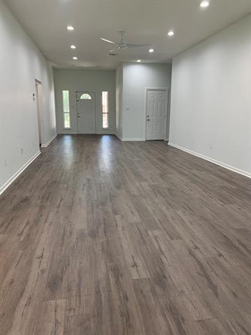 Building Photo - 6700 Black Wing Dr