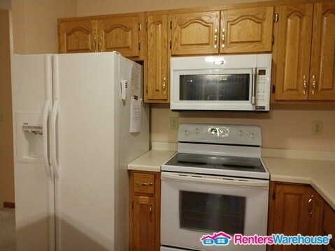 Foto del edificio - Immediate Occuppancy 4 bedroom