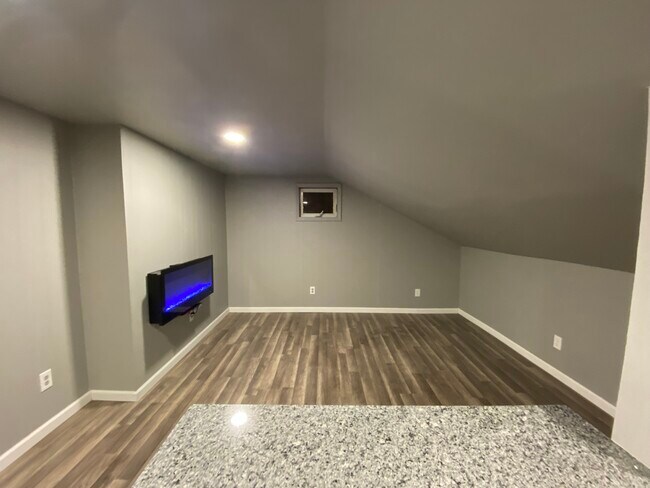 Foto del edificio - 4 Saratoga Ave