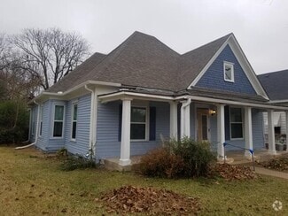 Building Photo - 1109 W Main