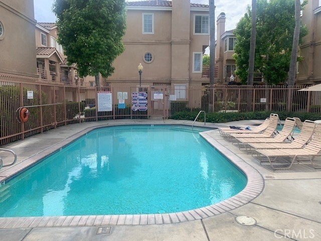 Building Photo - 13967 Lemoli Ave