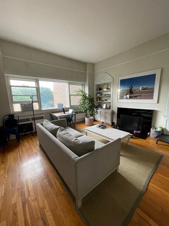 Foto del edificio - 190 Beacon St