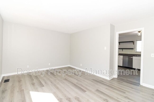 Building Photo - 2983 E Freedom Cir