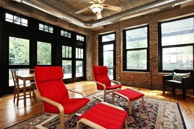 Living room - 1111 W 14th Pl