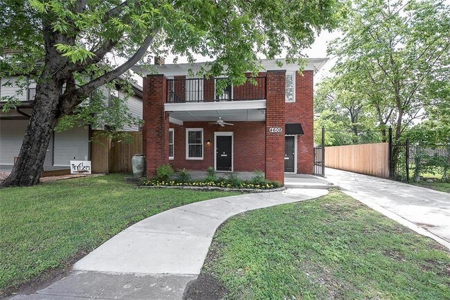 Building Photo - 4608 Live Oak St