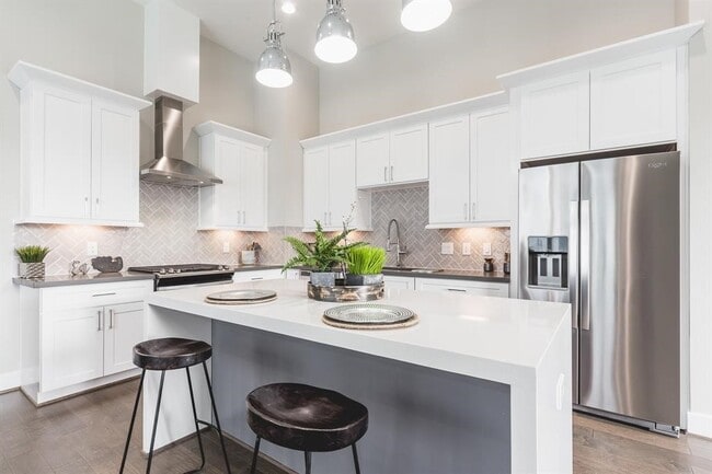 Building Photo - 2149 Hoskins Dr