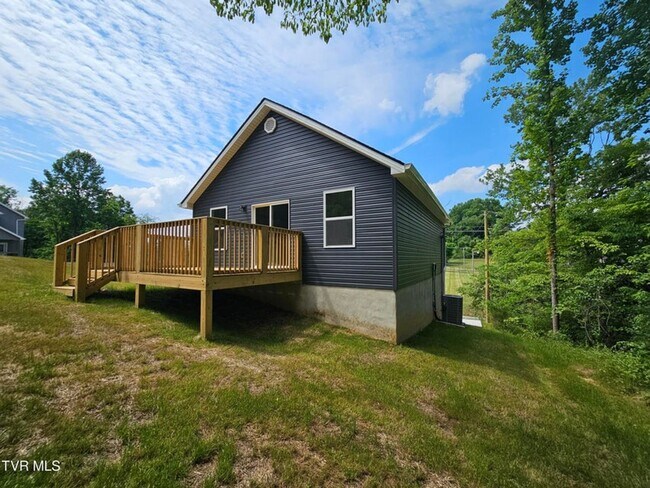 Building Photo - 1412 Indian Ridge Rd