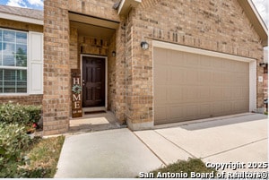 Building Photo - 13923 Knob Crk