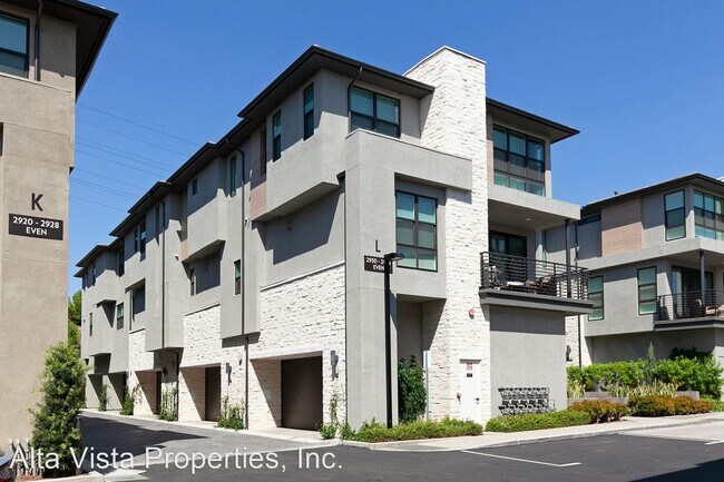 Building Photo - 3 br, 3.5 bath House - 2934 Via Alta Place