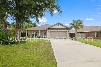 Building Photo - 803 Playground Rd