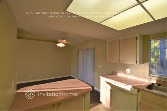 Foto del edificio - 5244 SW 19th Pl