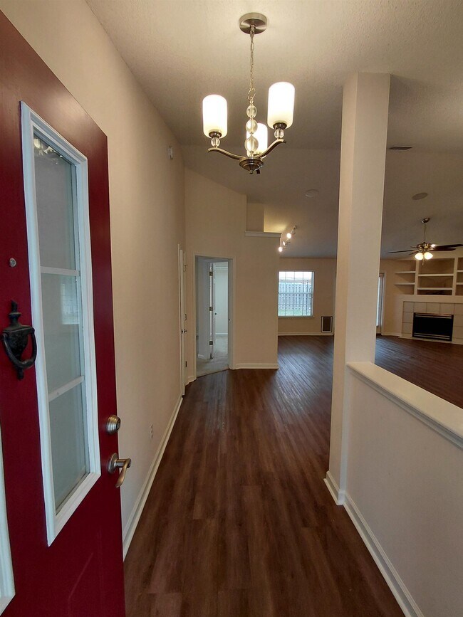 Foto del edificio - 1308 Fern Hill Ct