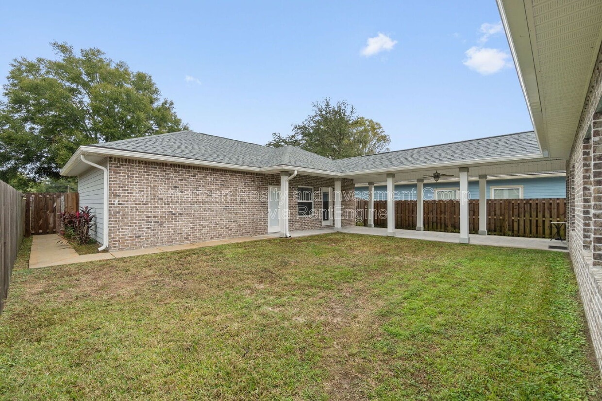 Foto principal - 33 8th Ave