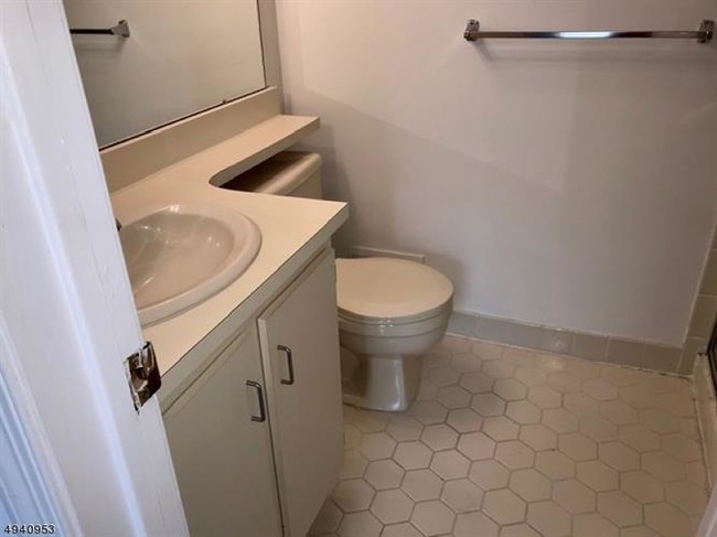 Foto del edificio - 204 Red Crest Ln