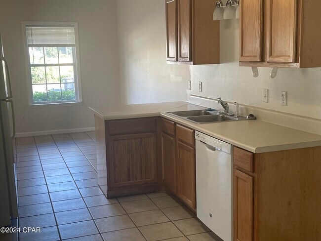 Foto del edificio - 2415 Allison Ave