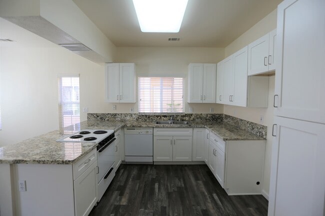 Building Photo - 3626 Nicole Ct