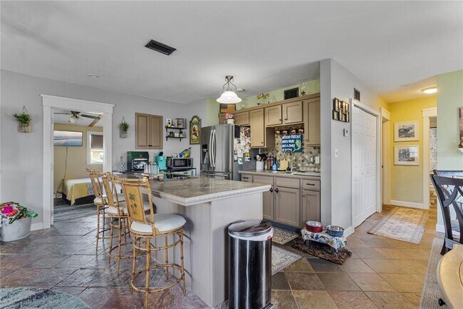 Building Photo - 21322 Austin Ave