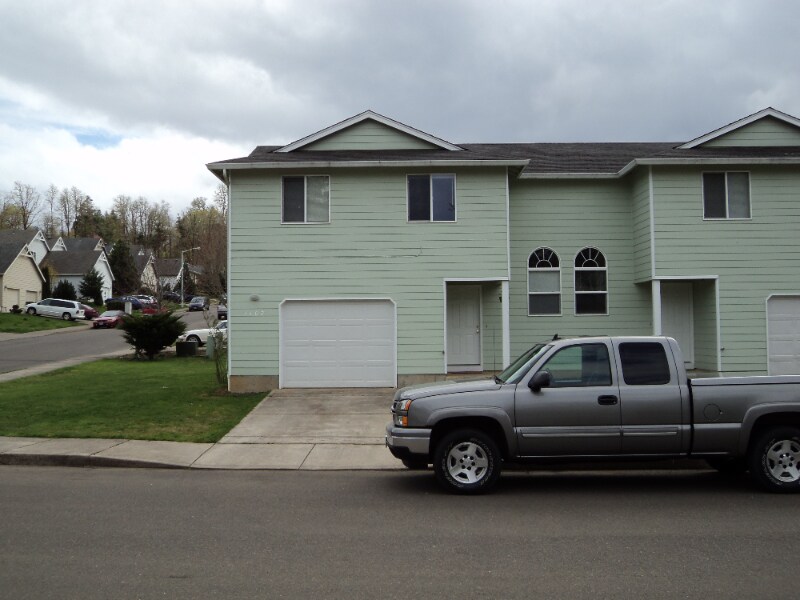 1107 SW Pioneer Dr, Willamina, OR 97396 House Rental in Willamina, OR