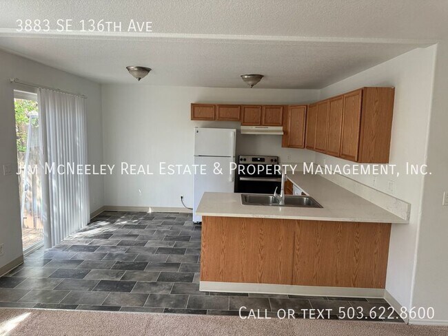 Building Photo - Four bedroom home in Powelhurst/Gilbert Ne...