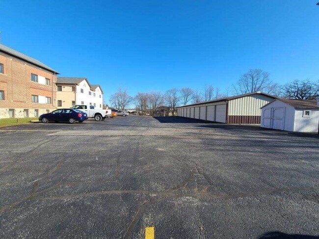 Foto del edificio - 138 Elkhorn Rd