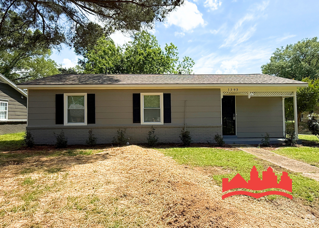 Building Photo - Charming and Updated 3-Bedroom Home for Rent!