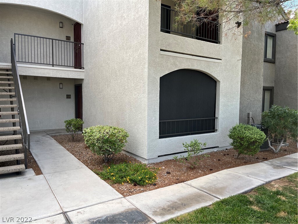 950 Seven Hills Dr Unit 2113, Henderson, NV 89052 Condo for Rent in