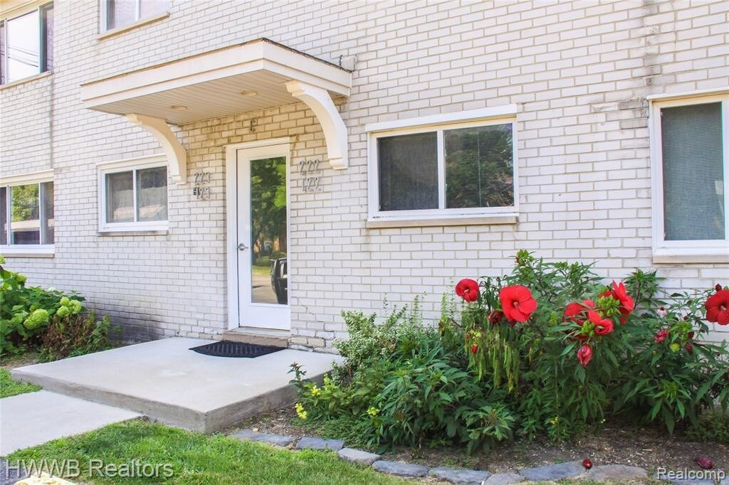 Primary Photo - 4113 Telegraph Rd