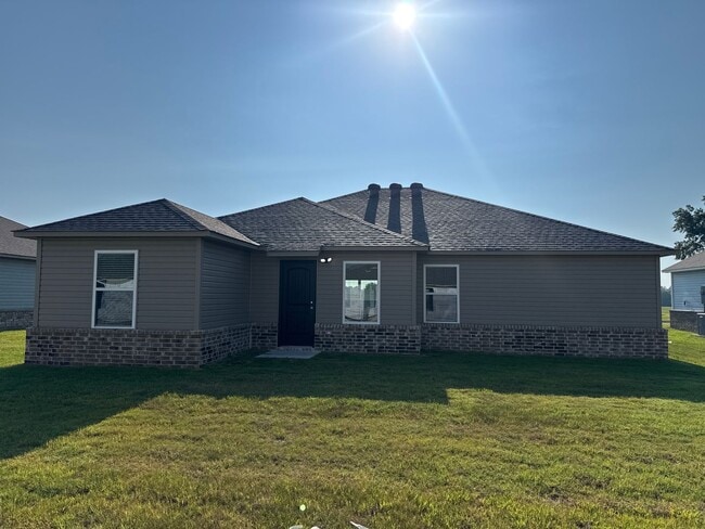 Building Photo - BRAND NEW Four Bedroom | Two Bathroom in H...