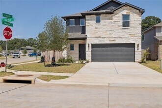 Building Photo - 6816 Hart Oak Ct
