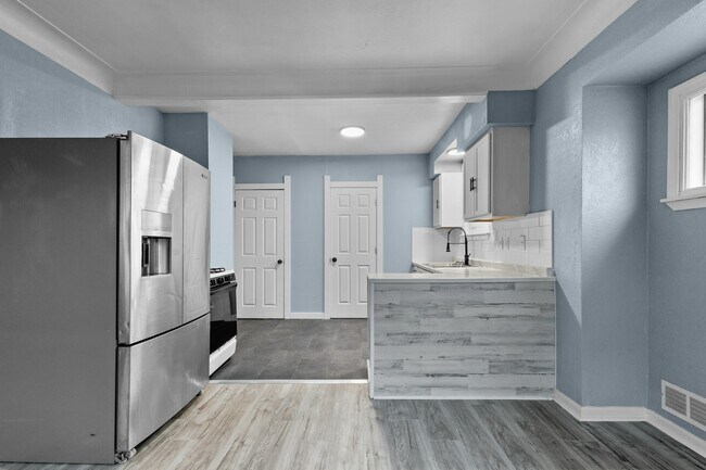 Foto del edificio - 4123 Packard Rd