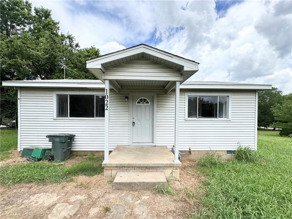 Primary Photo - 1022 Pettigrew St