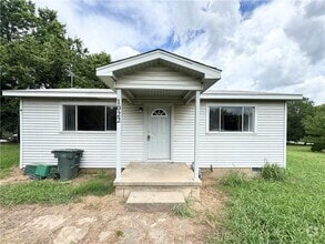 Building Photo - 1022 Pettigrew St