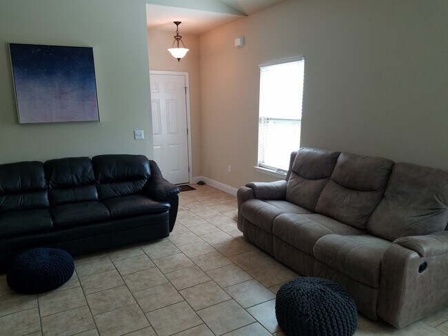 Foto del edificio - 9708 Brookstone Way