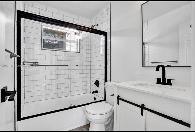 Foto del edificio - 1300 NE 2nd Ave