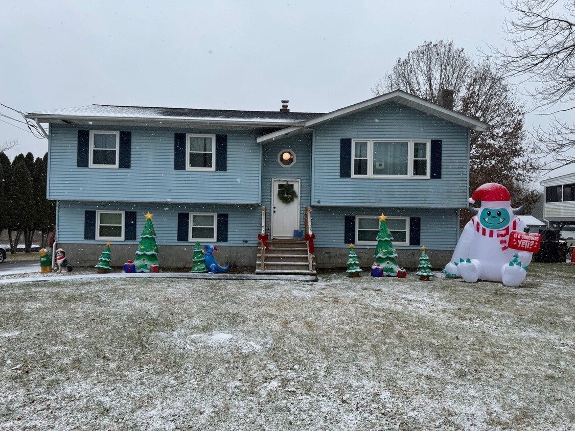 Primary Photo - Charming 3BR House in Chester
