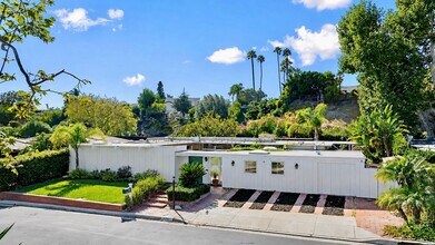 Building Photo - 6241 Frondosa Dr