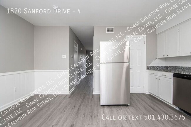 Foto del edificio - 1820 Sanford Dr