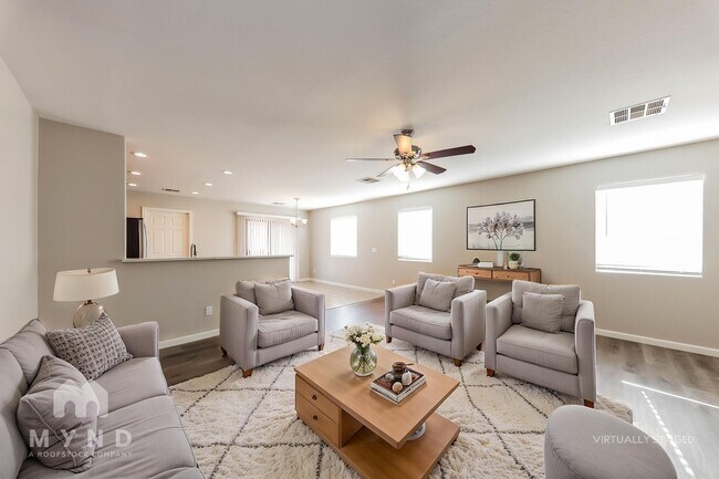 Foto del edificio - 16812 W Marshall Ln