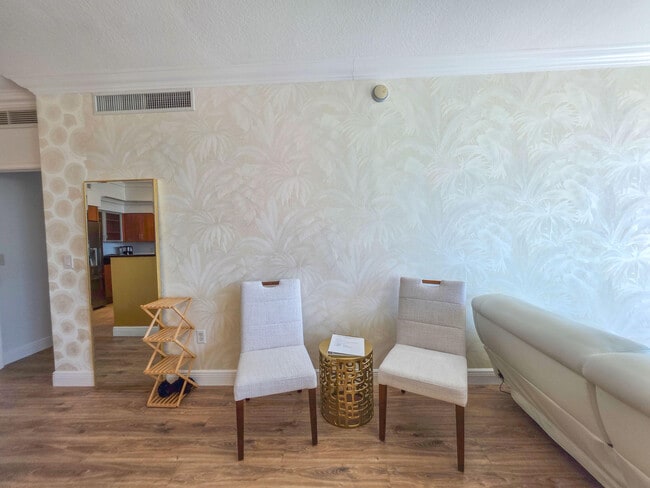 Foto del edificio - 806 E Windward Way