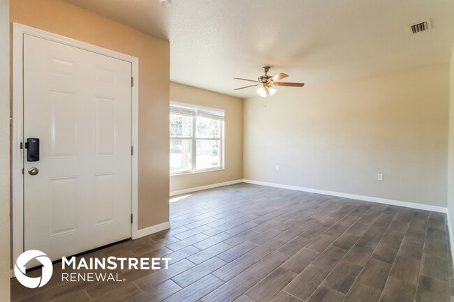 Building Photo - 2045 14th St S