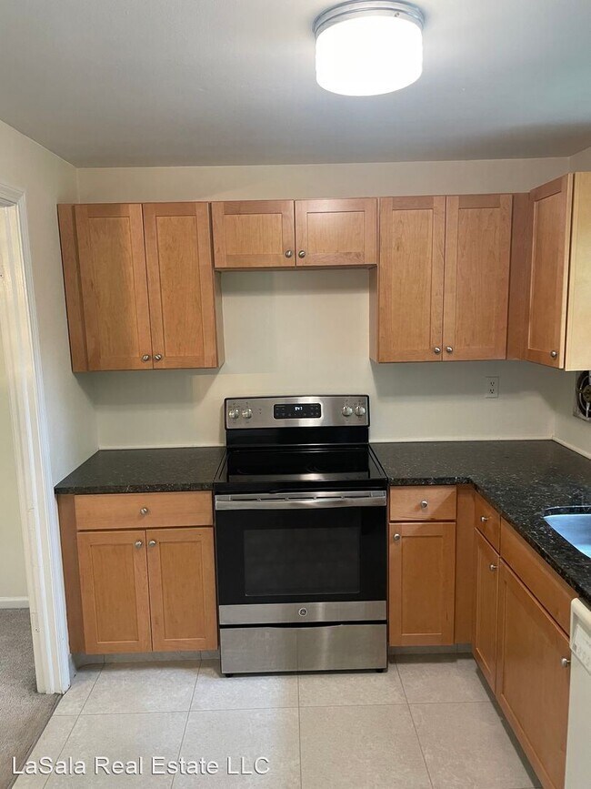 Building Photo - 1 br, 1 bath House - 9 Grandview Drive Uni...