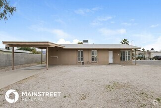 Building Photo - 1227 E Wayland Dr