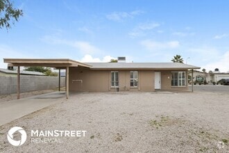 Building Photo - 1227 E Wayland Dr