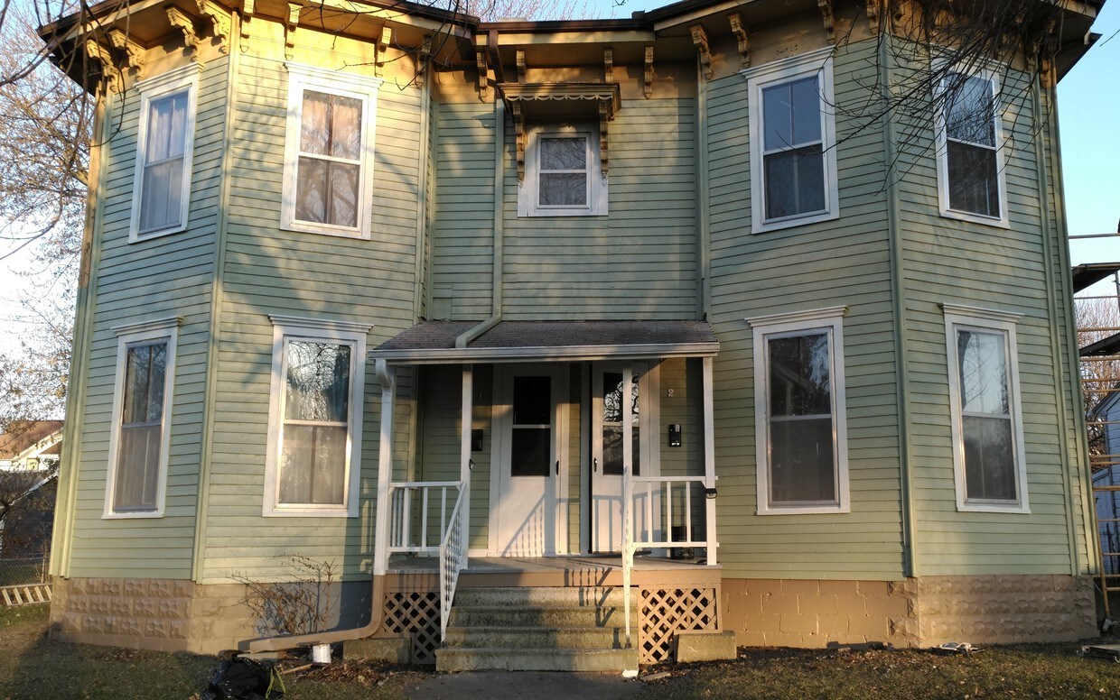 Primary Photo - 909 14th St