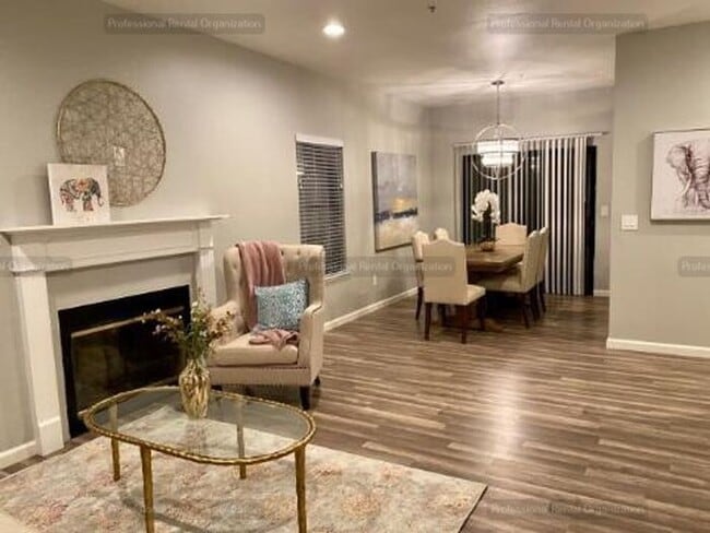 Foto del edificio - "Coming Soon"----This one will go Fast......don't wait!