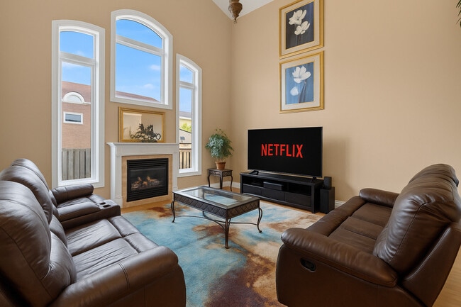 Building Photo - 680 Browns Line