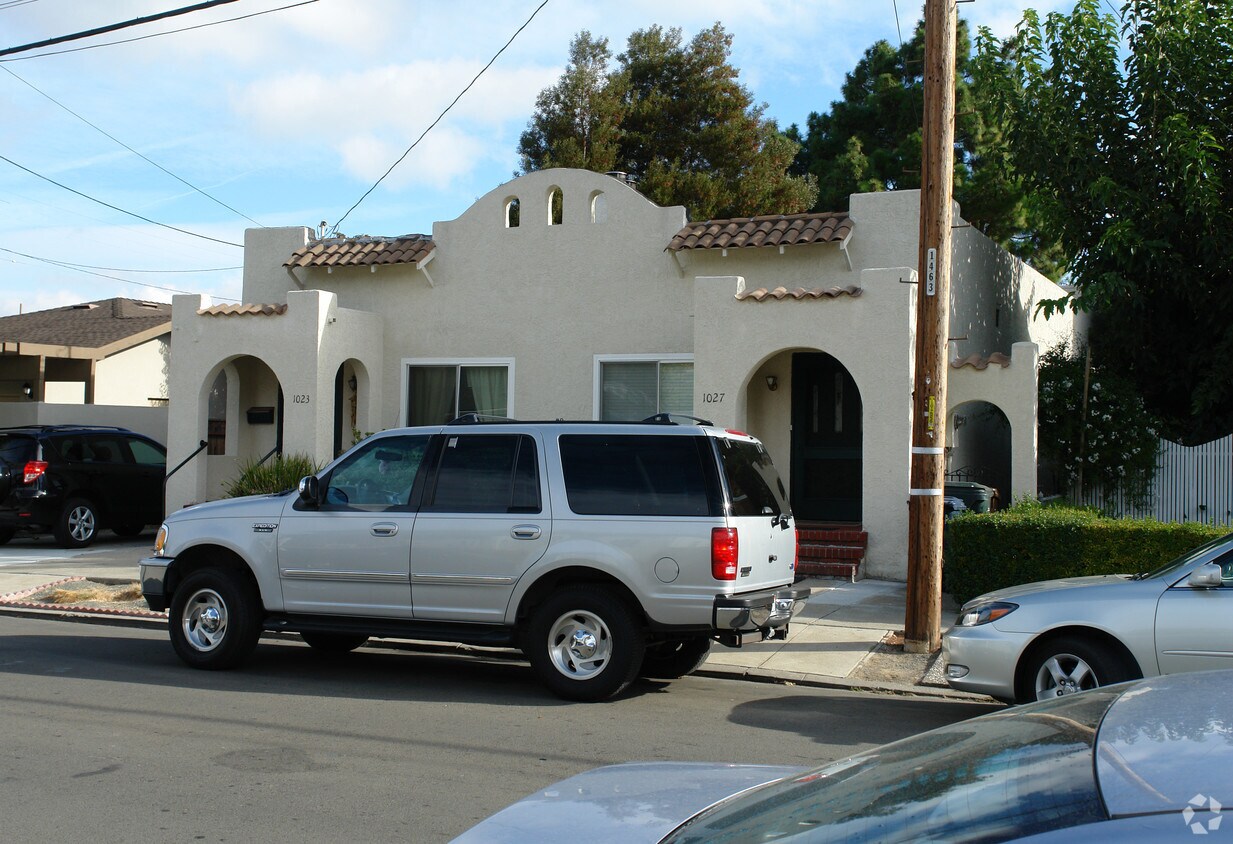 Primary Photo - 1023-1027 Castro St