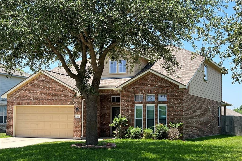 Foto principal - 309 Lone Star Blvd
